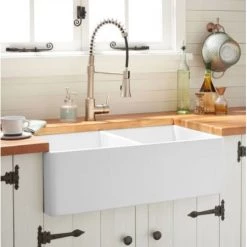 Signature Hardware Reinhard 33" Farmhouse Double Basin Kitchen Sink